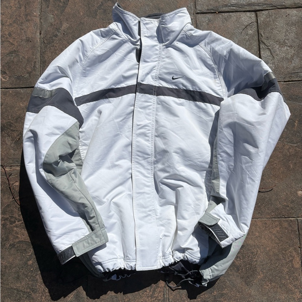 Nike Men's jacket in White and Gray